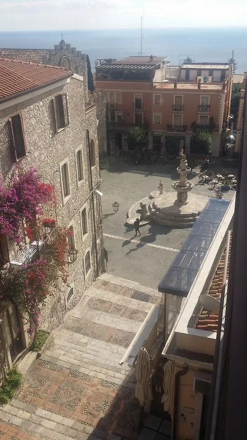 Gioli' Apartment Ταορμίνα